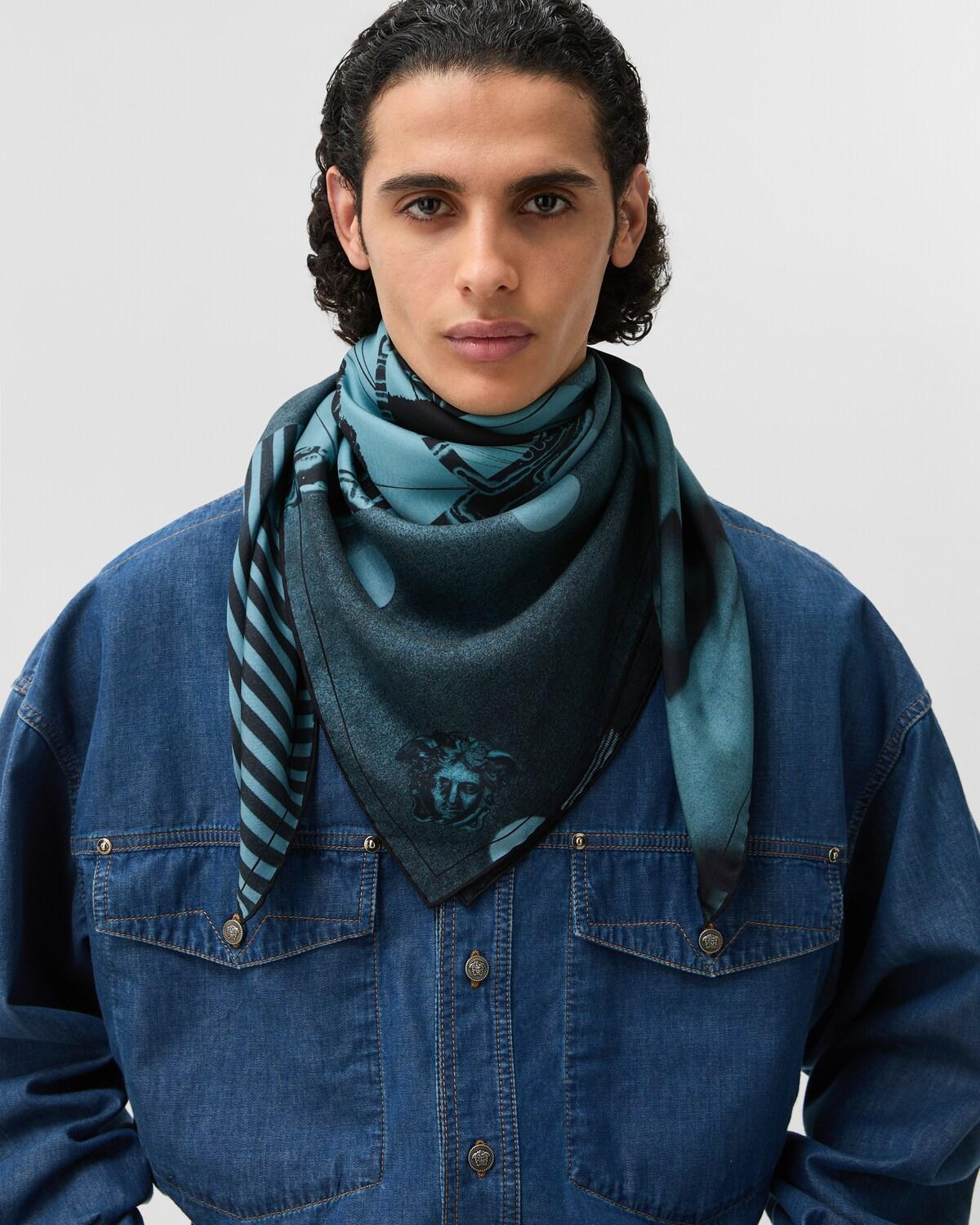 Printed Silk Twill Scarf 90 cm - Image 4