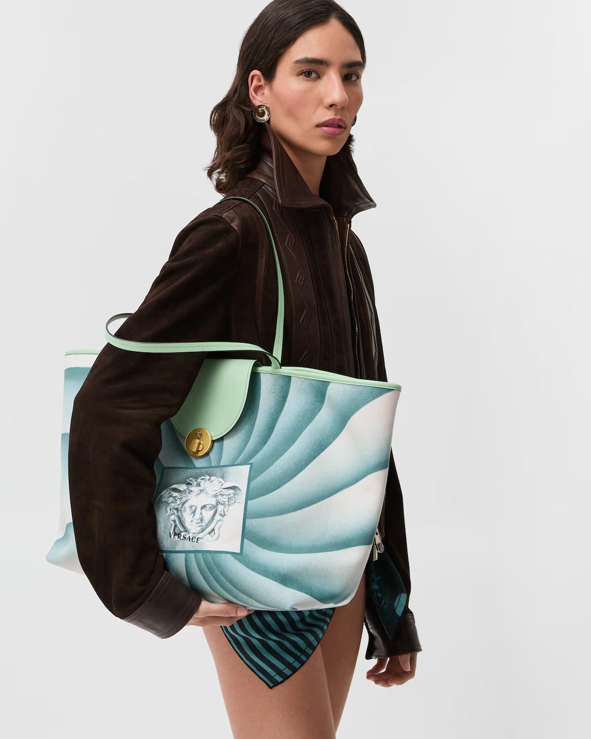 Vivian Printed Large Canvas Tote - Image 2