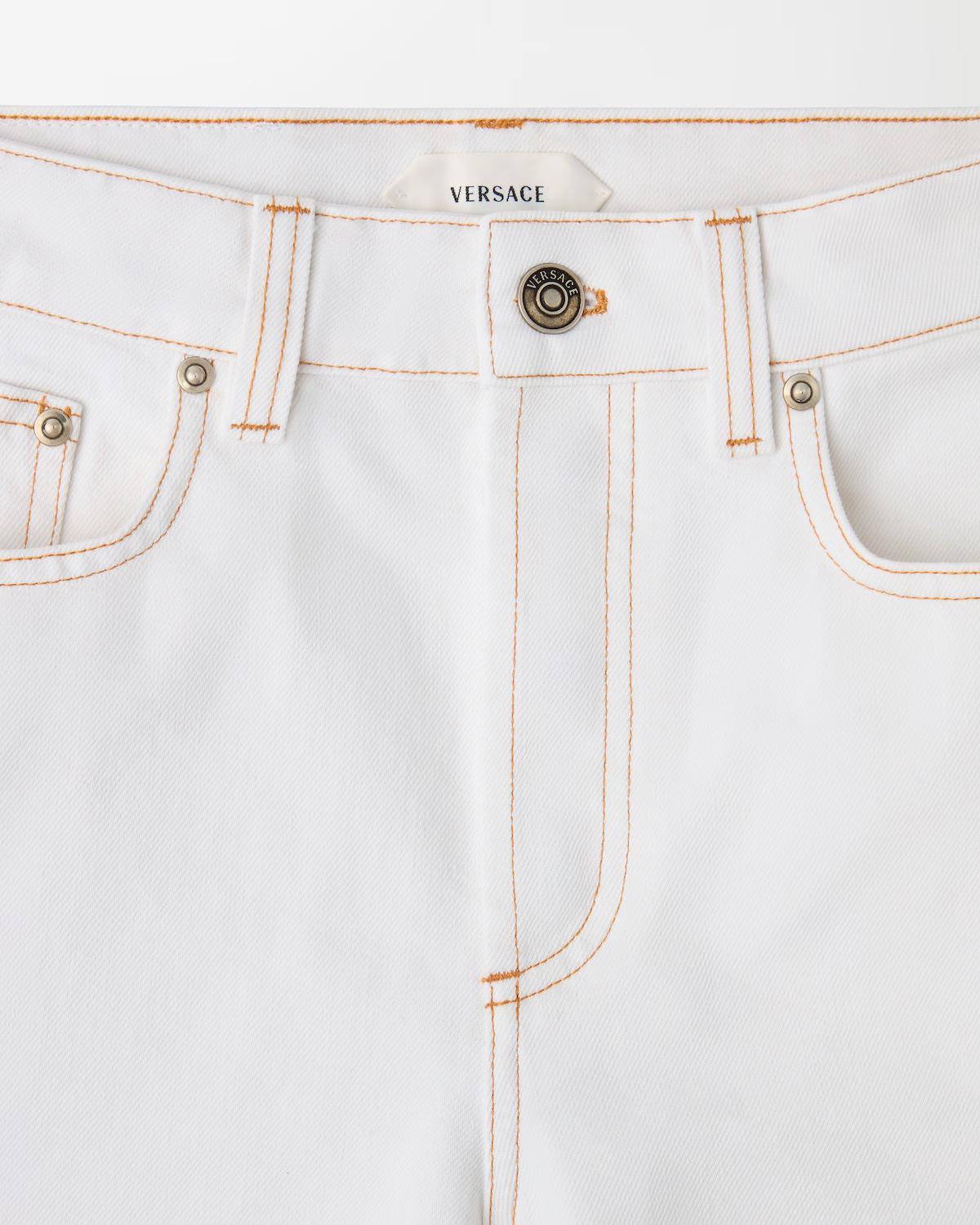 High-Waist Jeans - Image 2