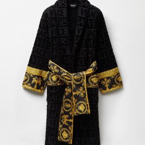 I ? Baroque Bathrobe