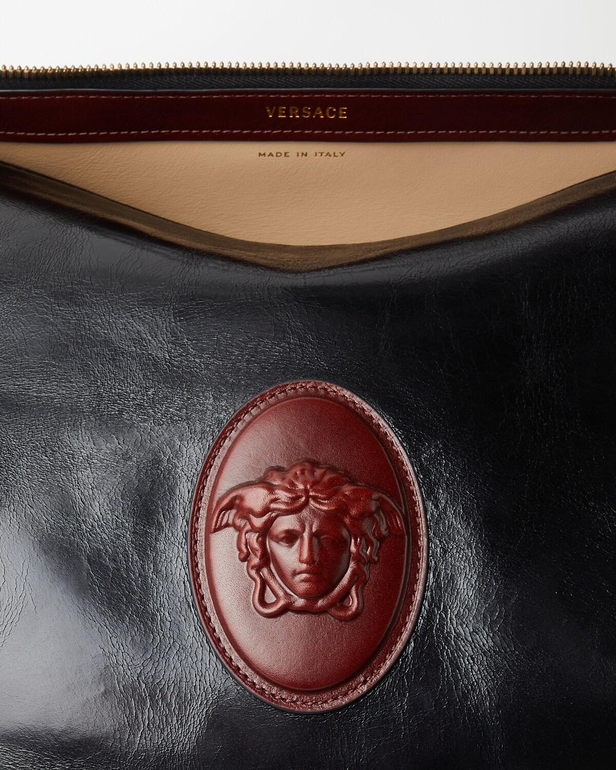 Roomy Large Leather Duffel Bag - Image 4