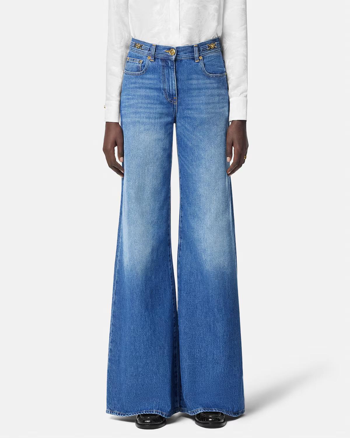 Wide-Leg Flared Jeans - Image 4