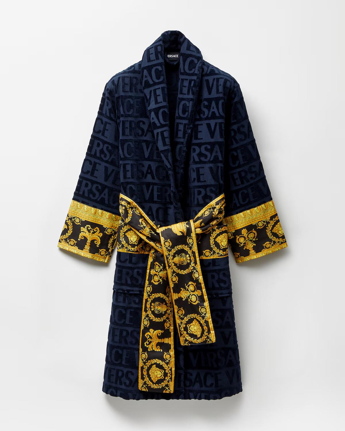 I ? Baroque Bathrobe