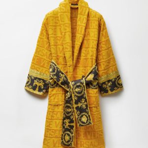 I ? Baroque Bathrobe