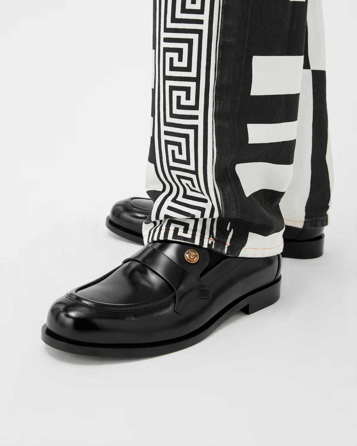 Manu Leather Loafers - Image 2
