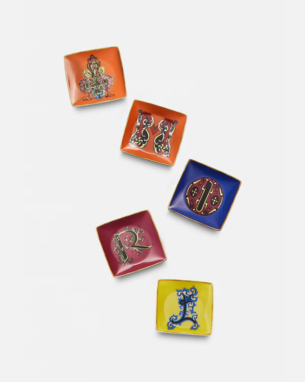Versace Alphabet R Square Plate 12 cm - Image 2