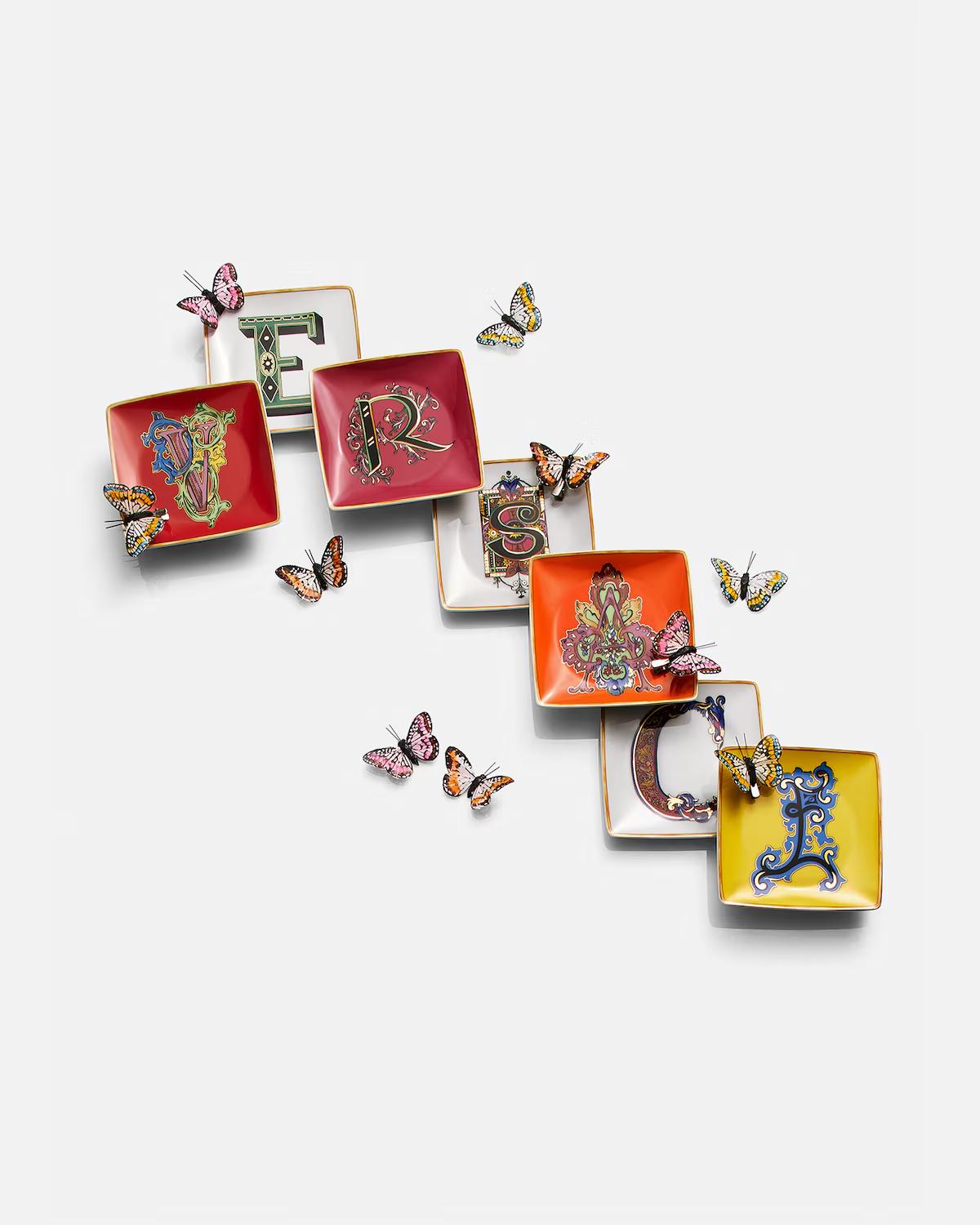 Versace Alphabet S Square Plate 12 cm - Image 2